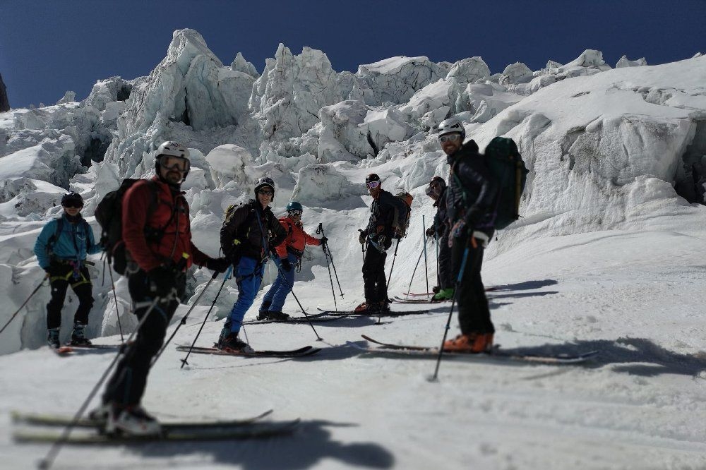Stage de ski hors piste, de rando et telemark à Chamonix.